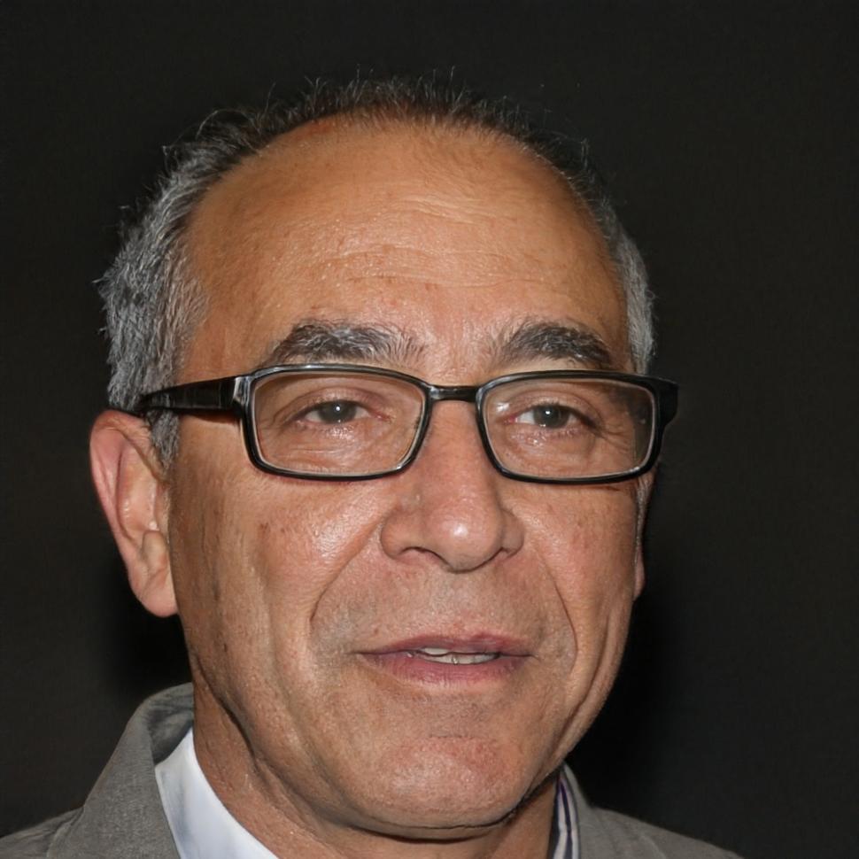 Portrait de Marc Dubois, développeur de jeux mobiles